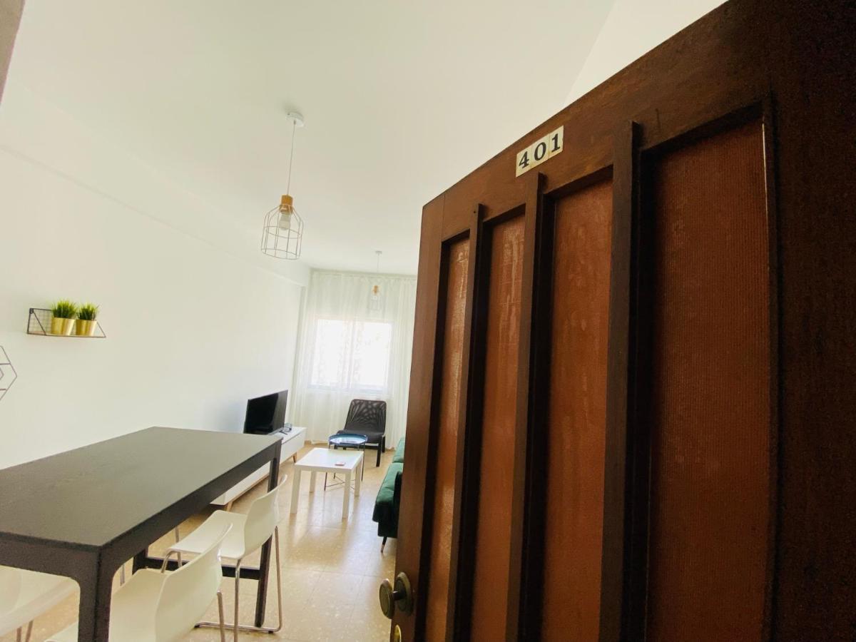 Simple One Bedroom Flat In Engomi ภายนอก รูปภาพ